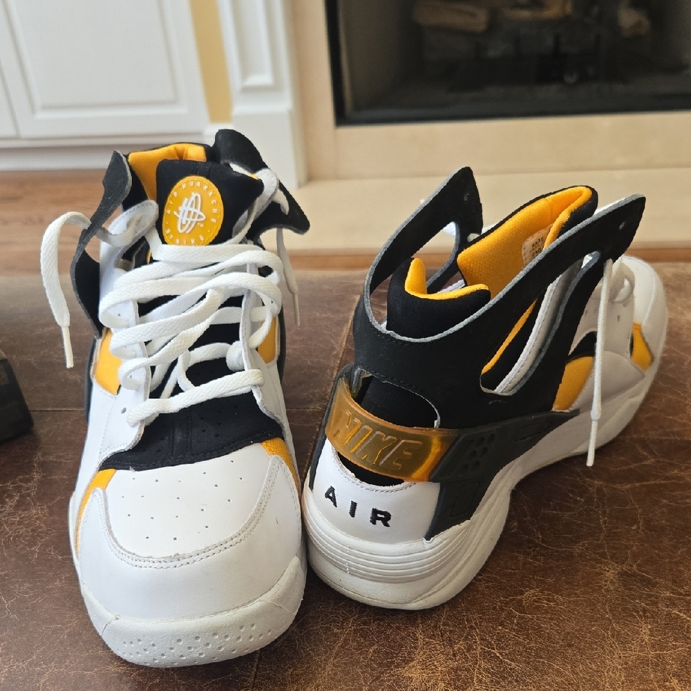Nike Sneakers in Black, White, and Yellow
